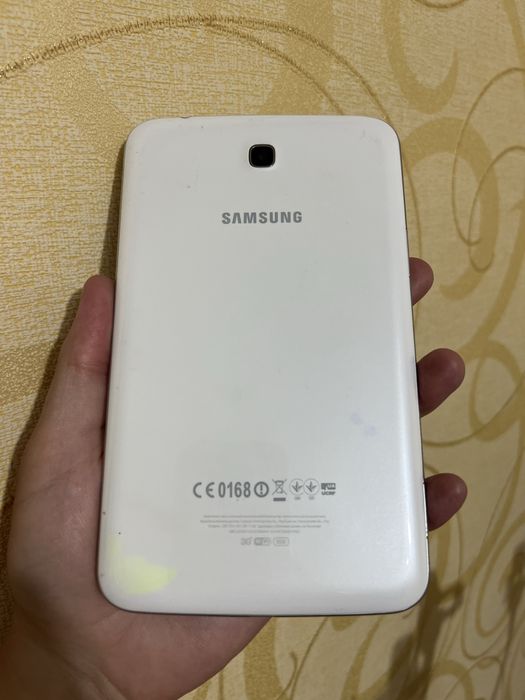 Планшет Samsung Galaxy Tab 3  повністю функціональний.