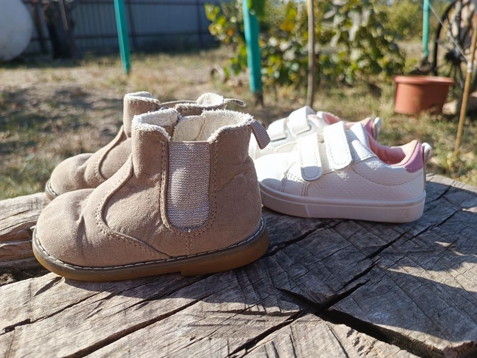 Продам дитяче взуття