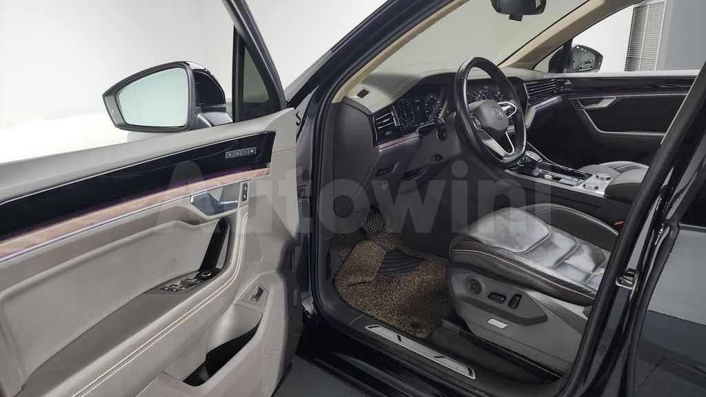 Volkswagen Touareg 3rd Gen 3.0 TDI Prestige