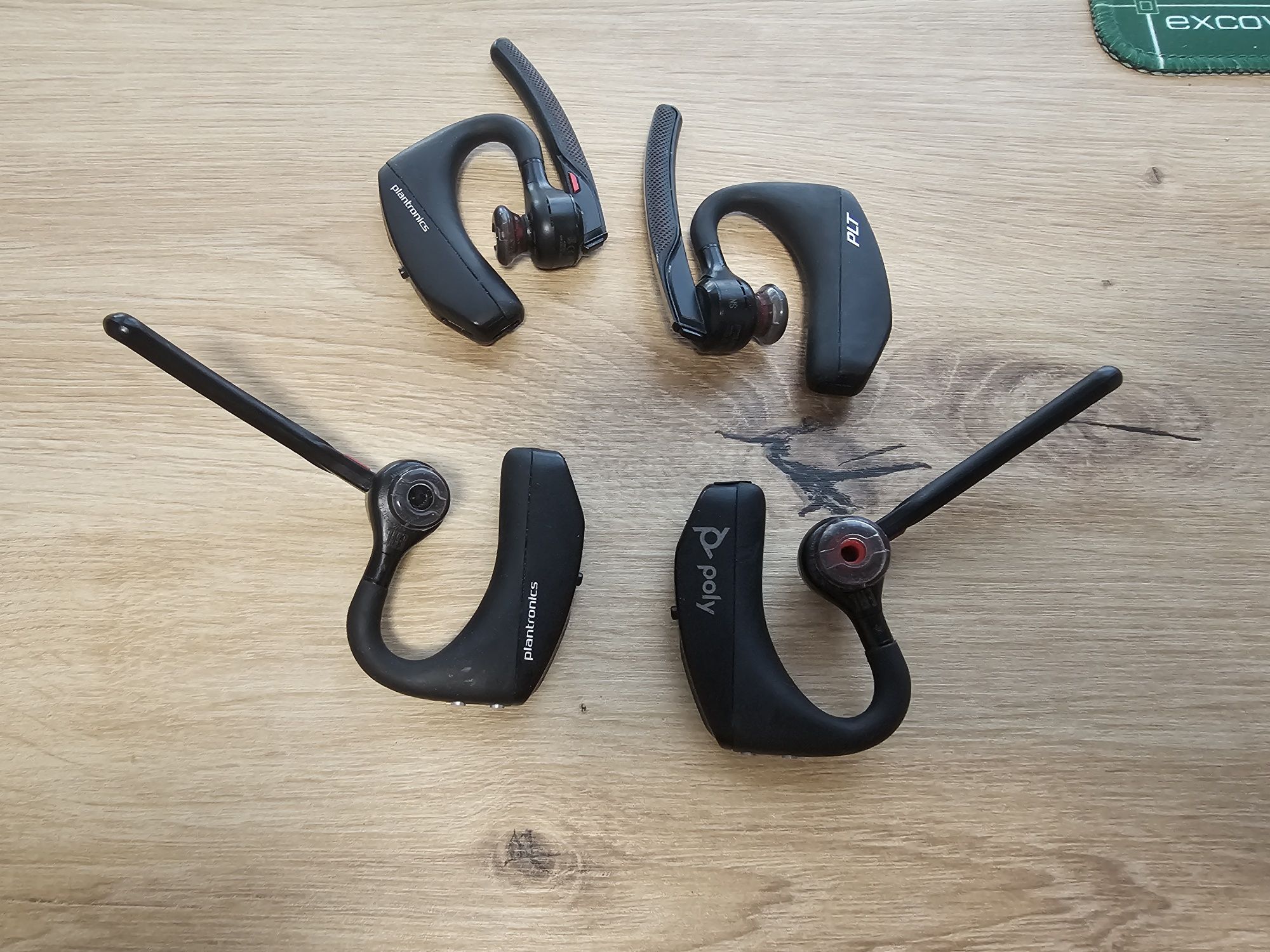 Бездротова гарнітура Plantronics Voyager 5200