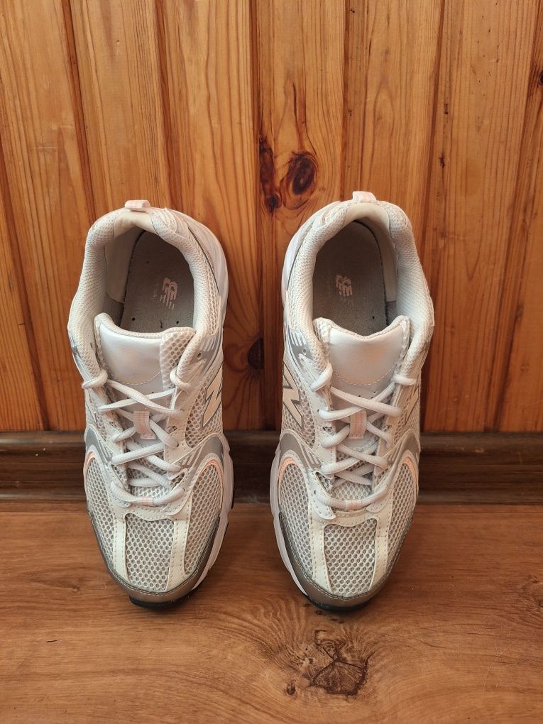 New balance 530 , розмір 39.5