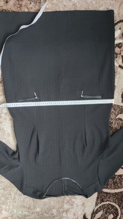 Продам женское платье.