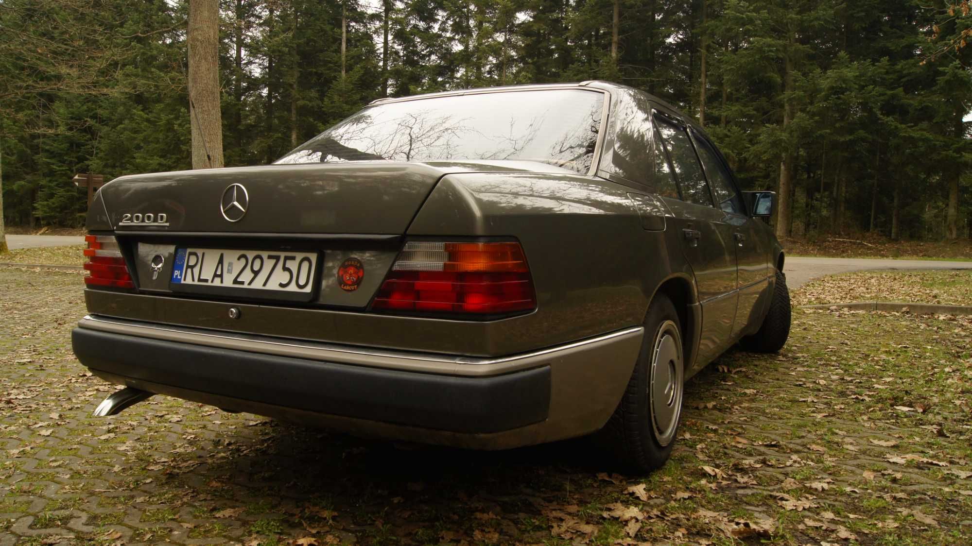 Mercedes W-124 200D