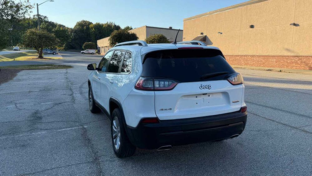 Jeep Cherokee Latitude Plus      2019