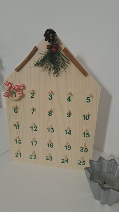 Kalendarz adwentowy drewniany