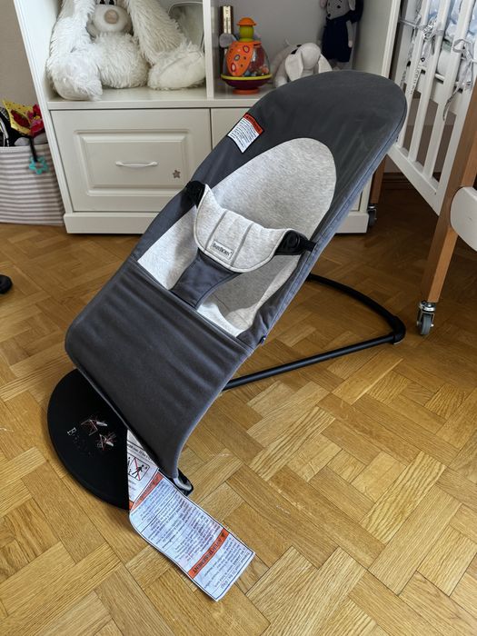 Шезлонг Babybjorn