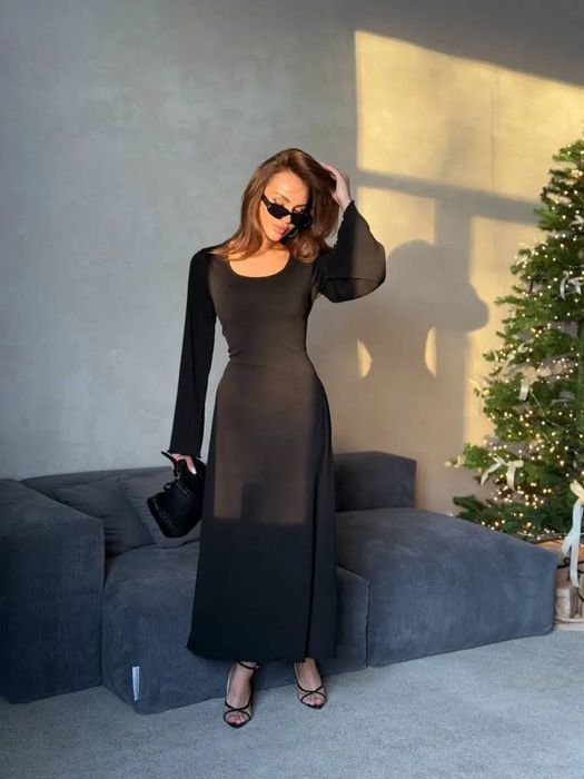 Сукня жіноча міді із шнурівкою на спині жіноча в рубчик