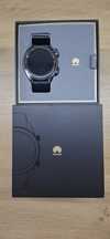 Huawei watch GT.