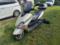 Skuter 125 cm3 MBK / Yamaha