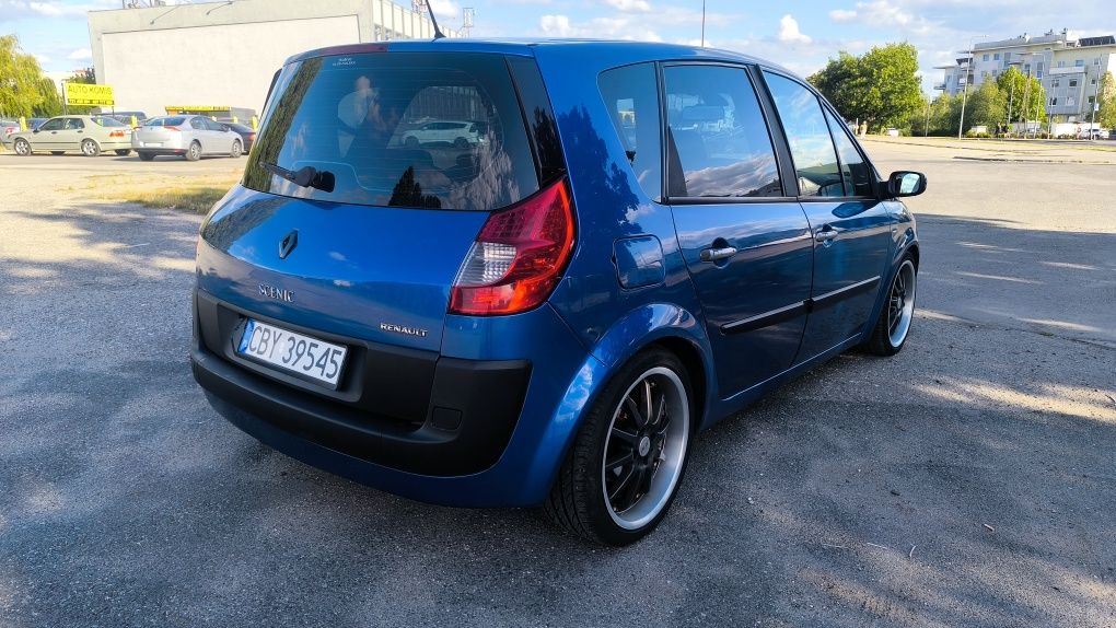 Renault Megane Scenic II 2006r. 1.5 DCI 18 cali