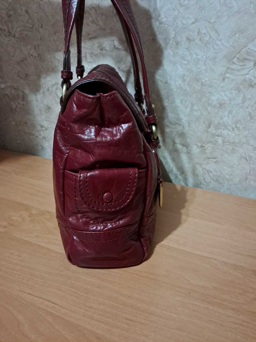 Сумка з лакованої шкіри Tula