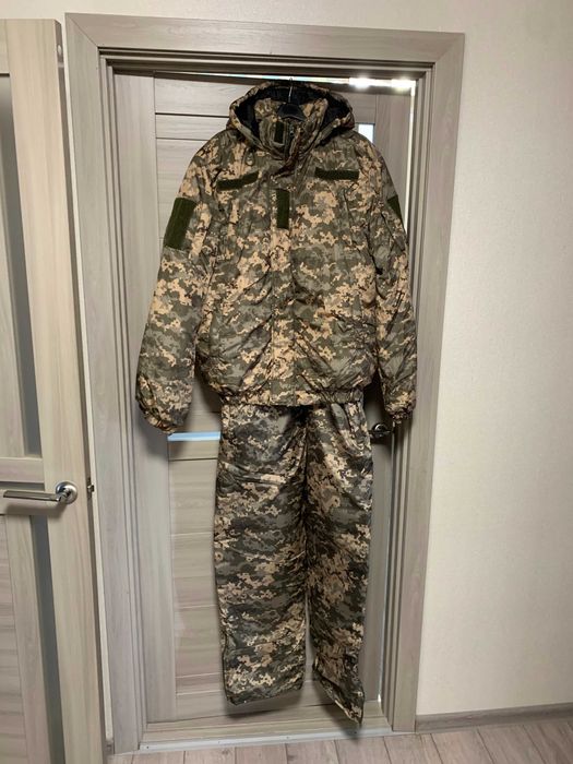 Костюм зимовий (піксель) розмір 56/4 новий