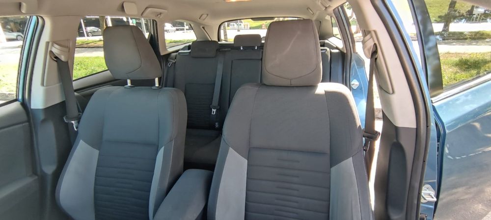 Toyota Auris Touring Sports 1.8 HSD Híbrido Automático – 2015