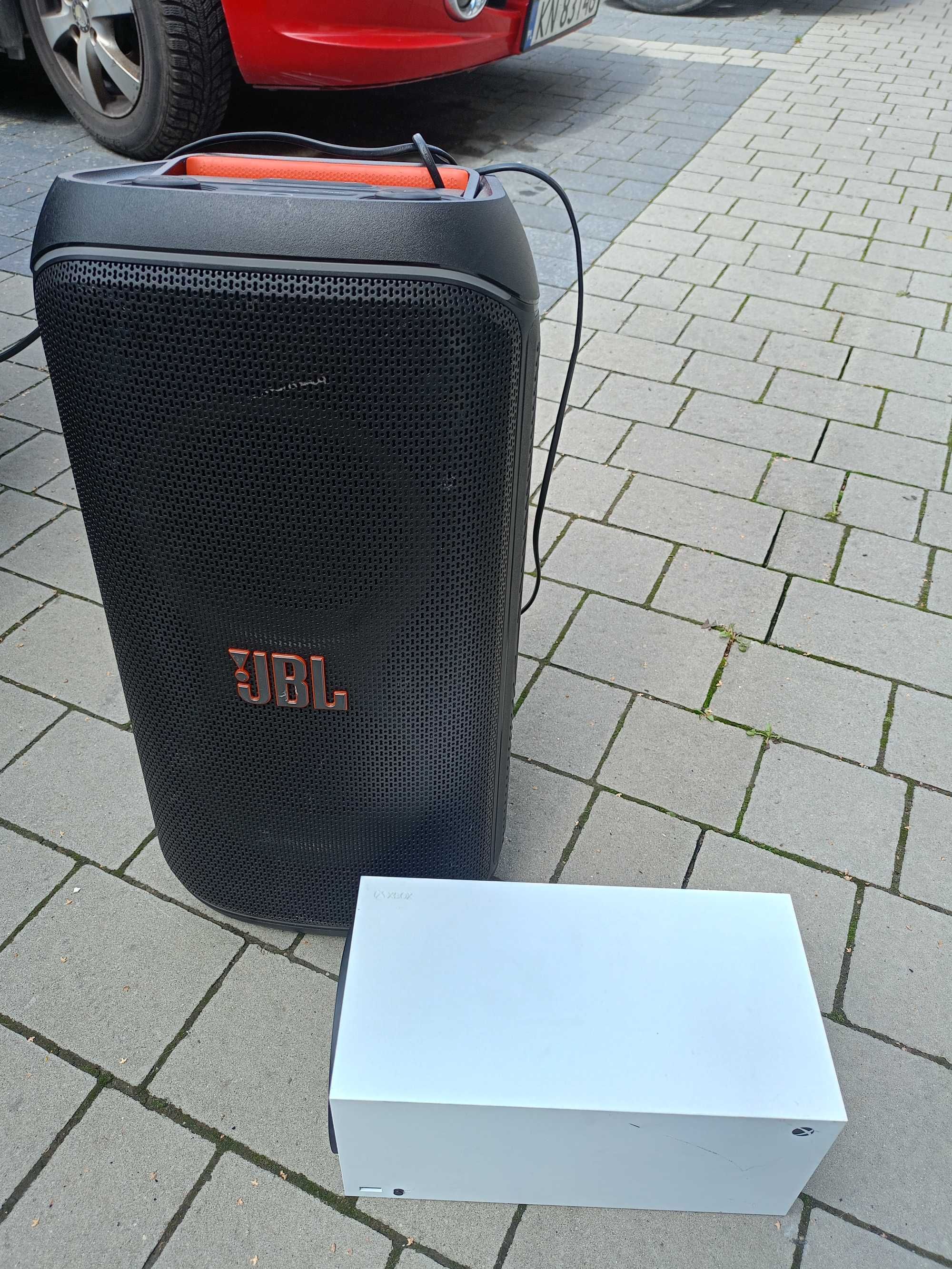 Xbox series x +JBL party box 120