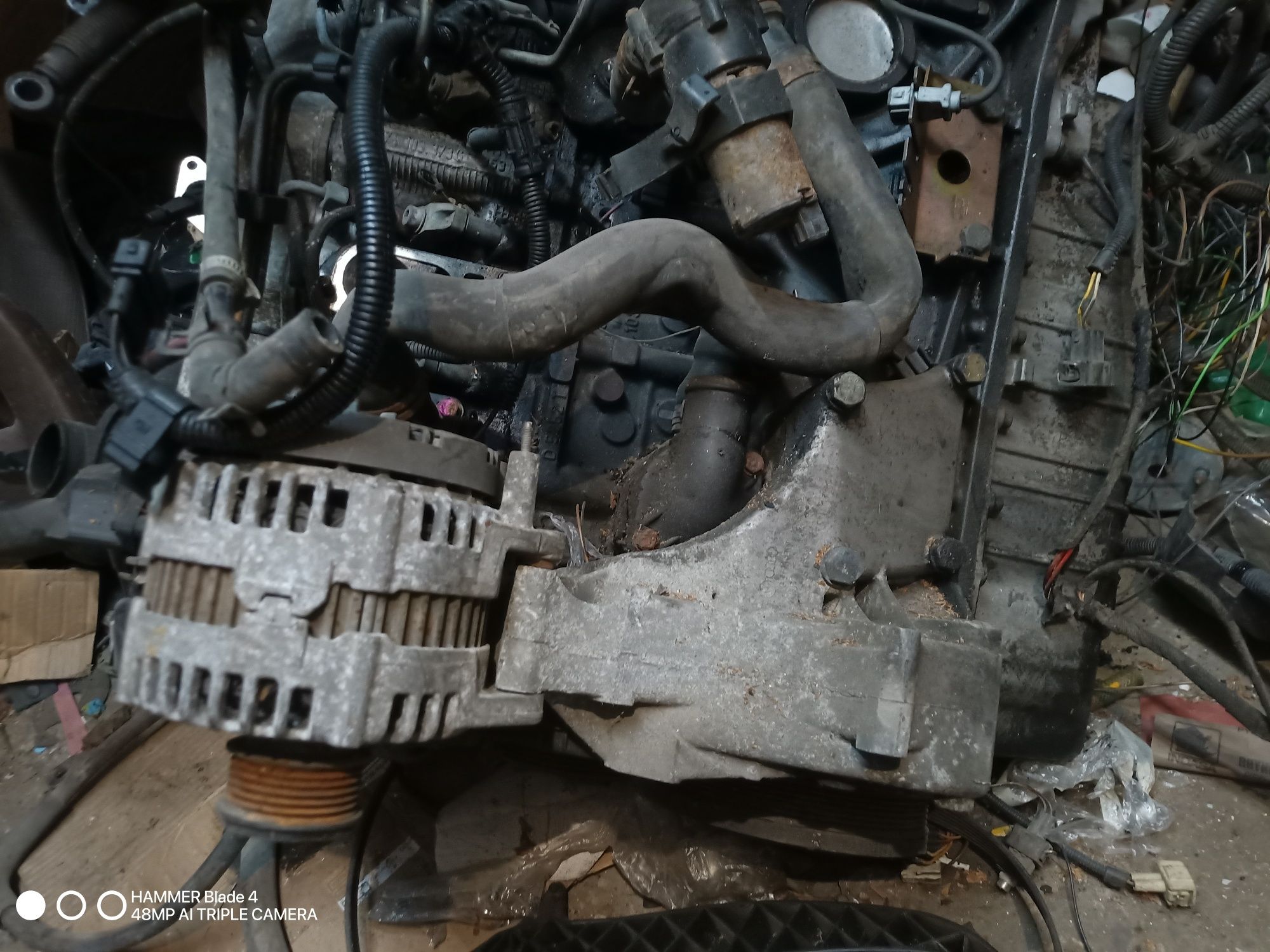 VW T4. 2.5 TDI silnik .skrzynia biegów 2.5 DUJ  EWB. 88 stan bdb