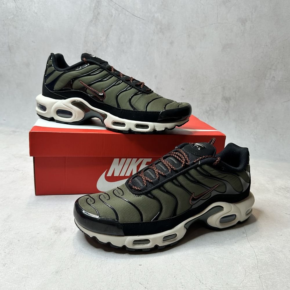 Чоловічі кросівки Nike Air Max Plus Tn