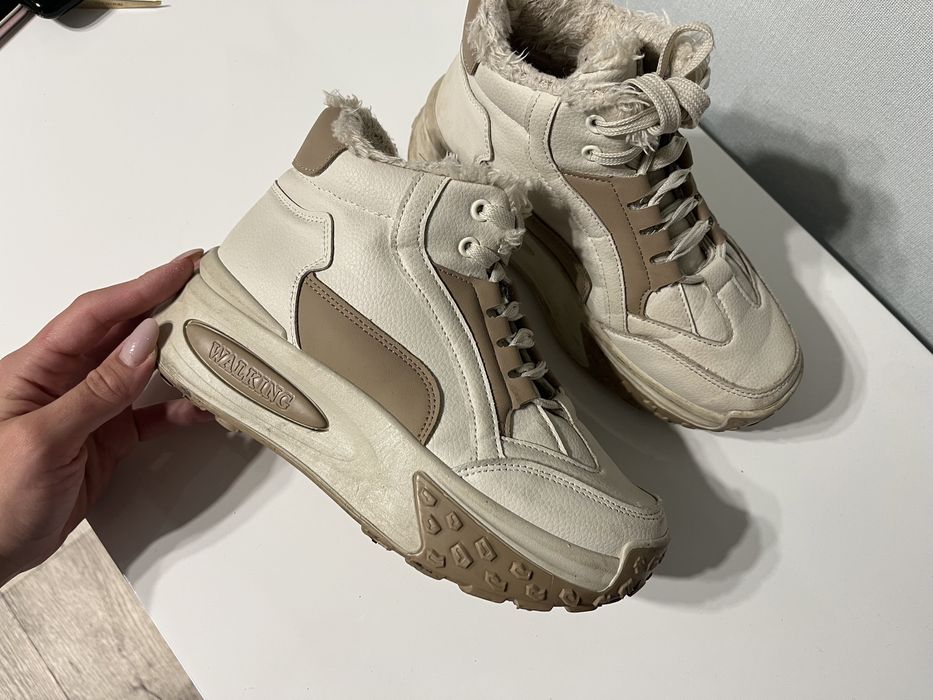 Зимові черевики на дівчинку 37р/24,5 см/зимние ботинки на меху девочке