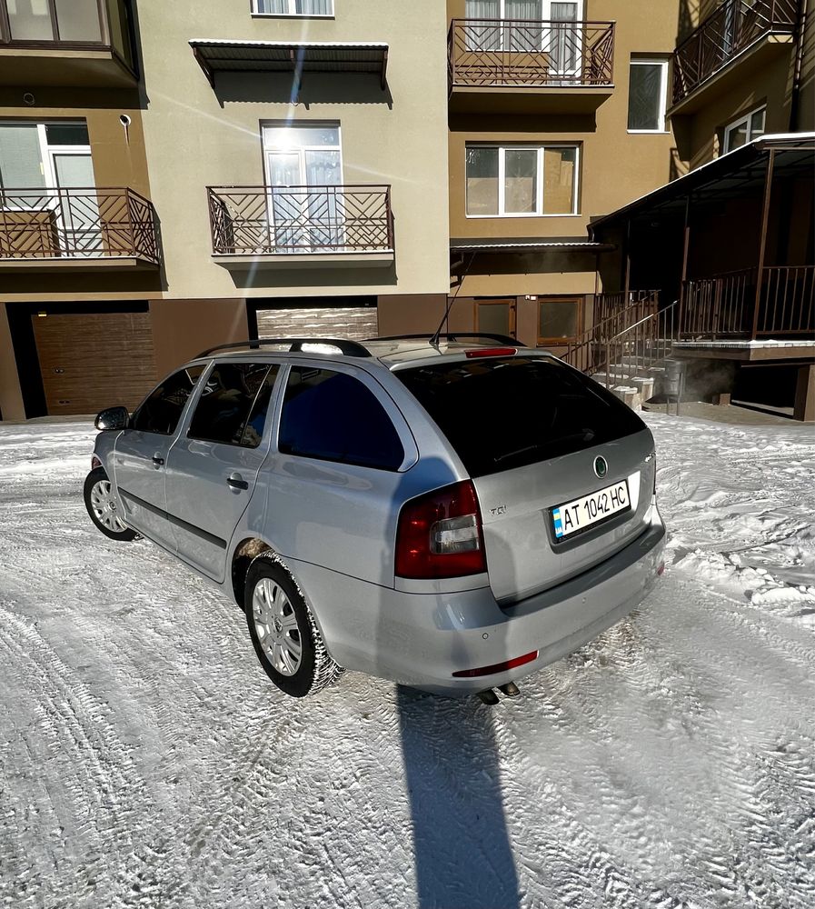 Шкода октавія 2009р АВТОМАТ. Skoda Octavia 1.9d