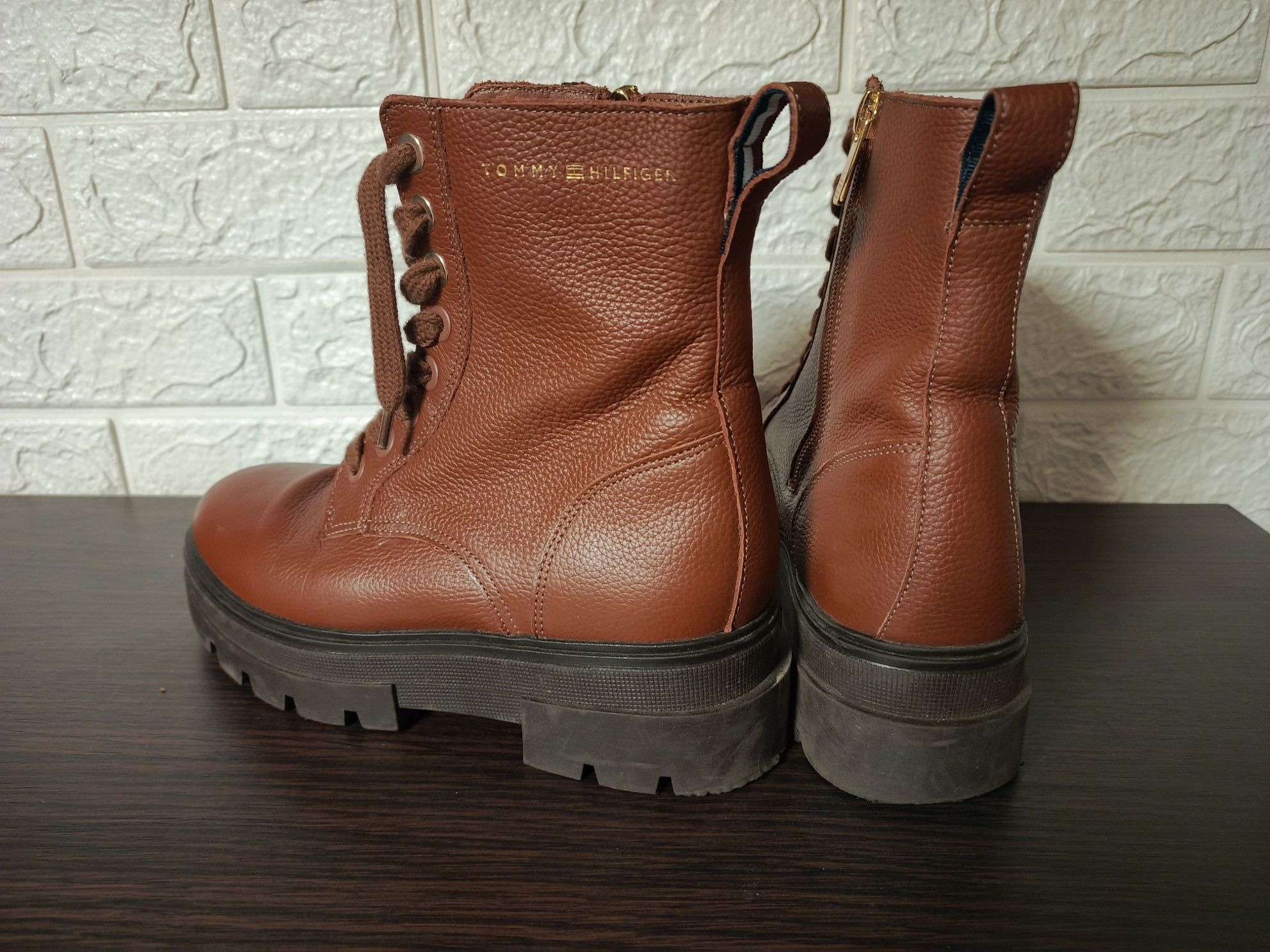 Ботинки Tommy Hilfiger 36р