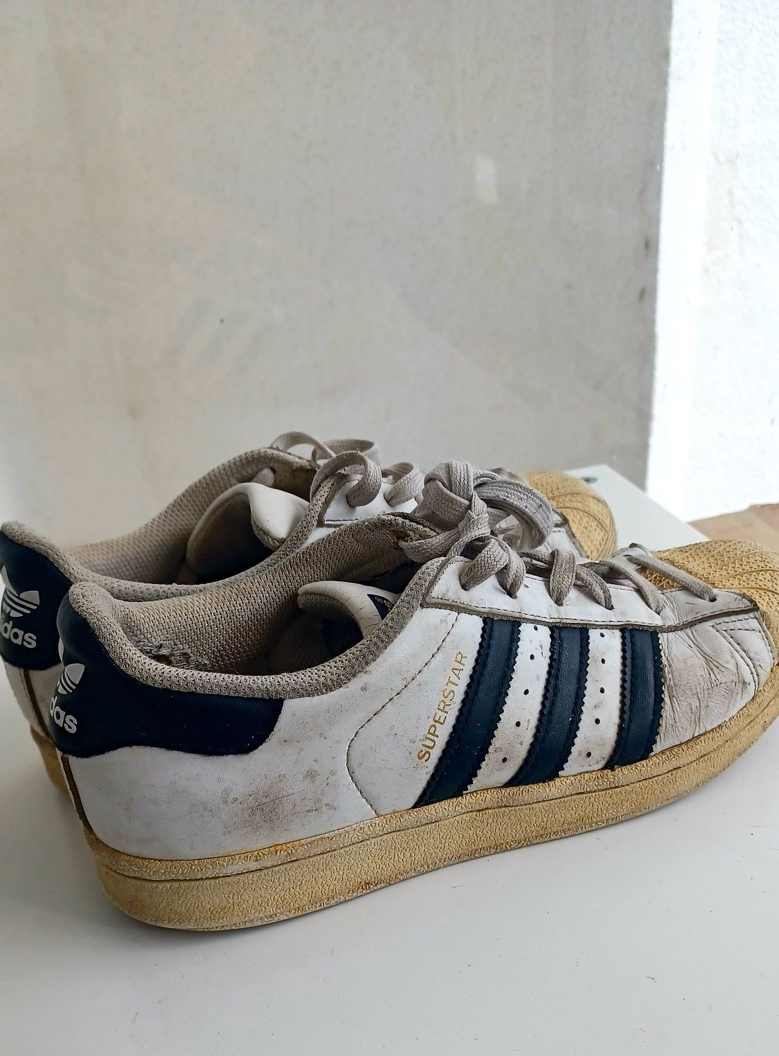 Ténis sapatilhas Adidas Superstar