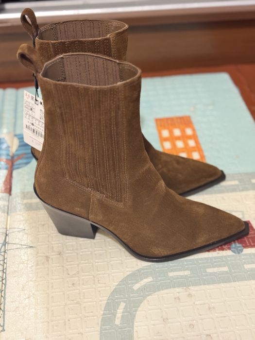 Продам козакі zara