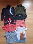 Roupa Criança 4/6 cada 2,50eur ou 15eur Lote.
Praticamente nova, muita