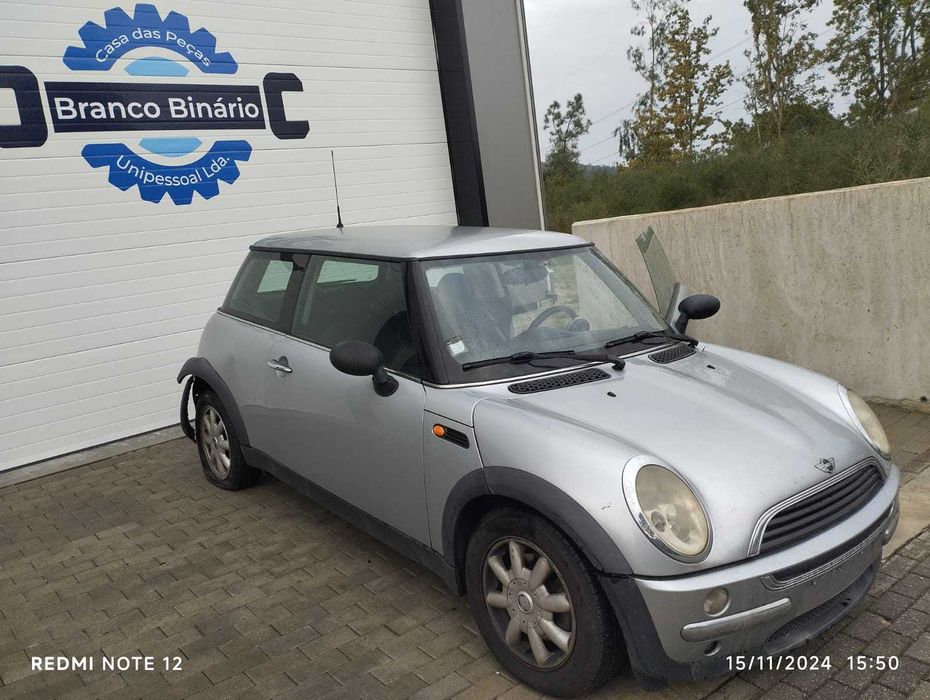 Mini One 1.6 Gasolina (para peças)