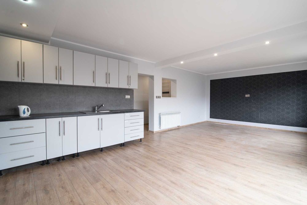 kawalerka mieszkanie z własnym miejscem parkingowym