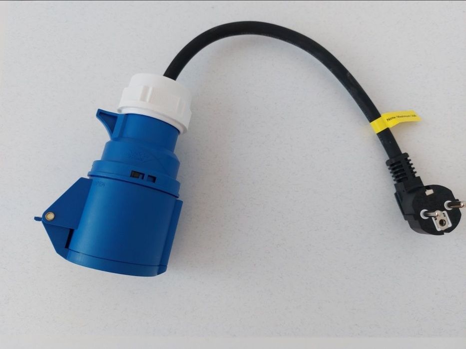 Зарядка для електромобіля. Feyree Tesla NACS 7KW 32A