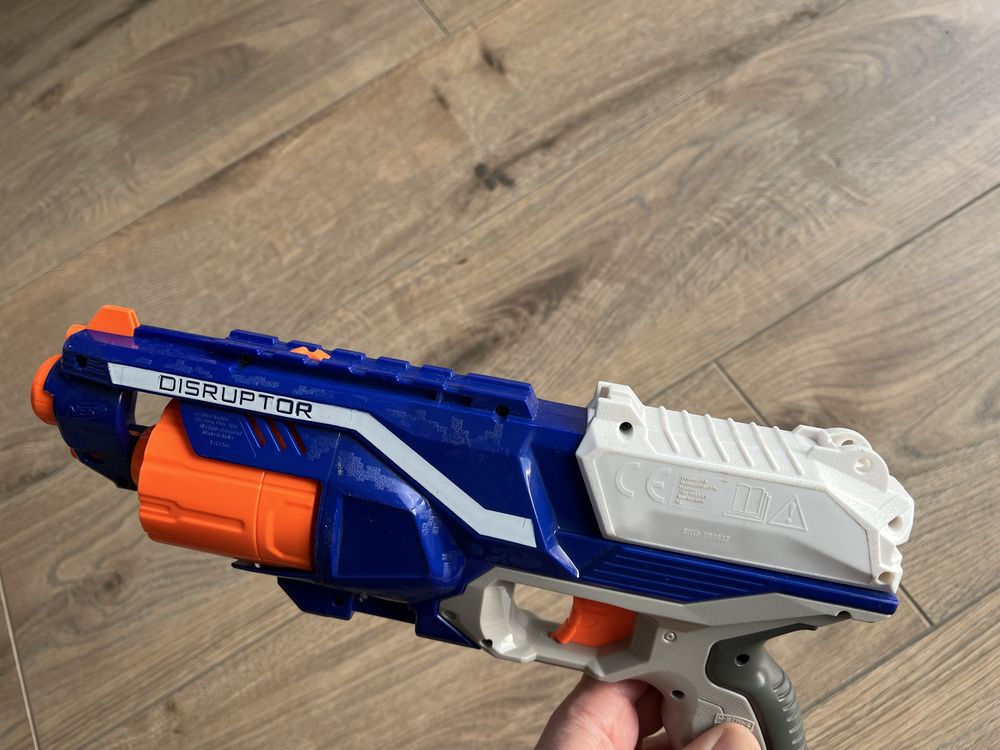 Pistolet Nerf disruptor + pojedyńczy blaze storm