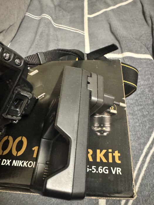 Продам Nikon D3100 18-55 BR Kit