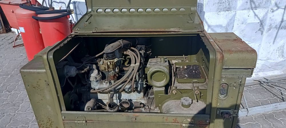 Бензиновий генератор АБ-8-Т400М