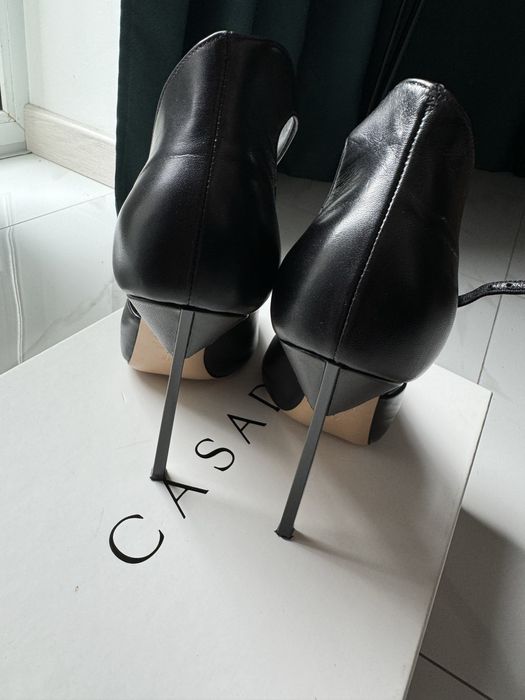 Босоніжки (босоножки) casadei