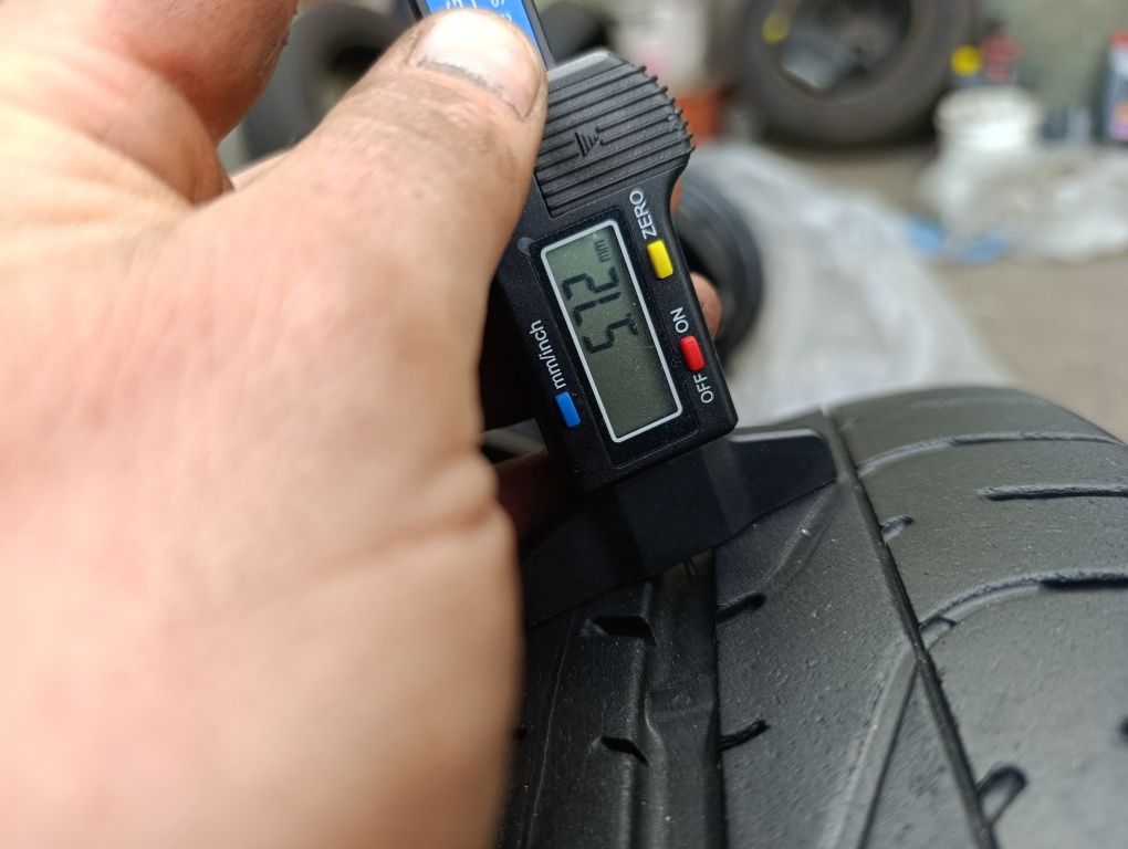 Opony letnie Pirelli PZero komplet z Niemiec 2021 r