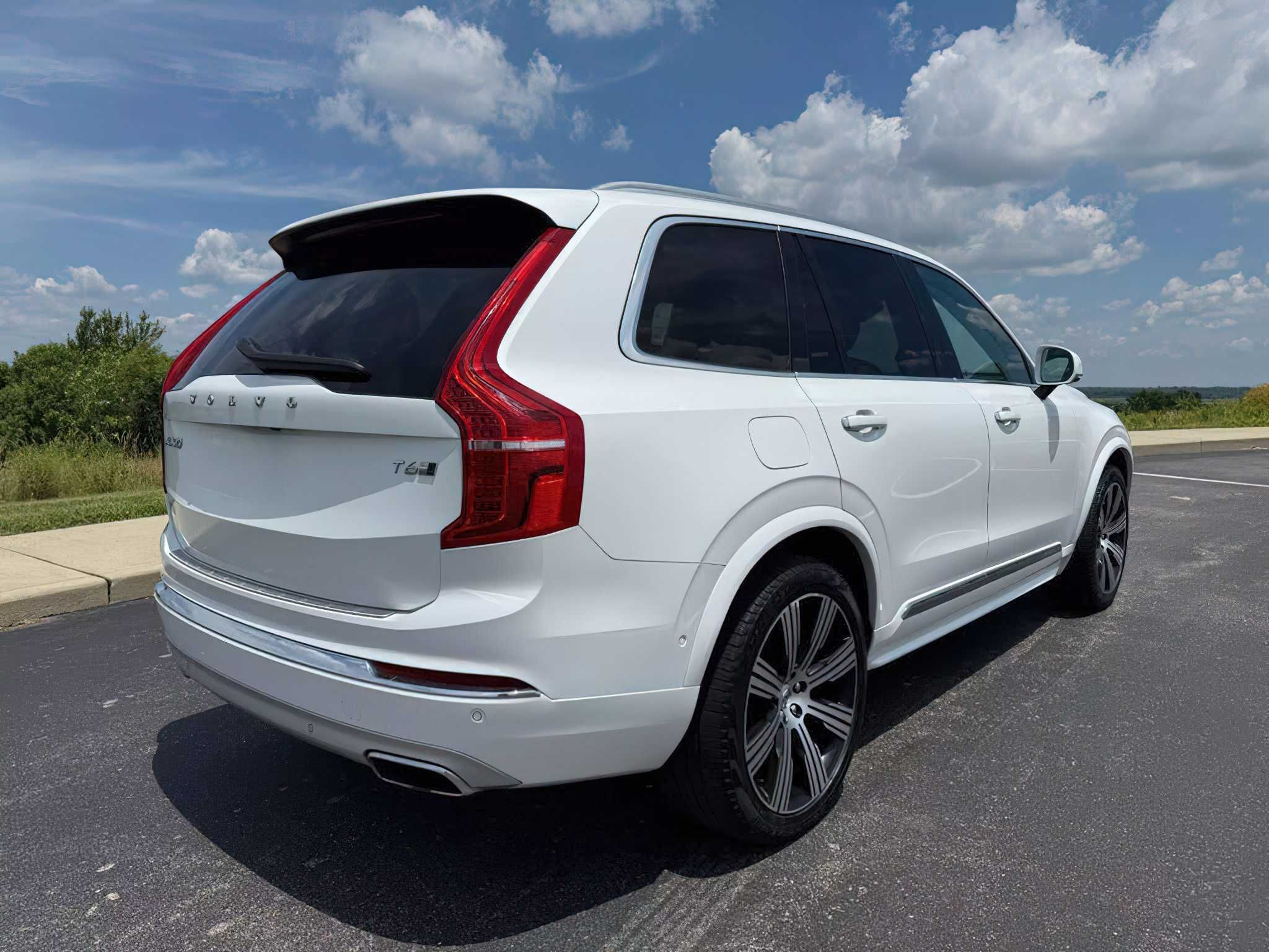 Volvo XC90   2020