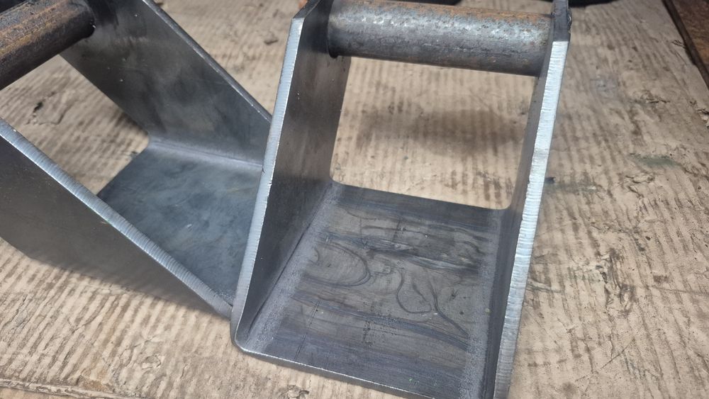 Кронштейн рами та платформи причепа 2птс-4.