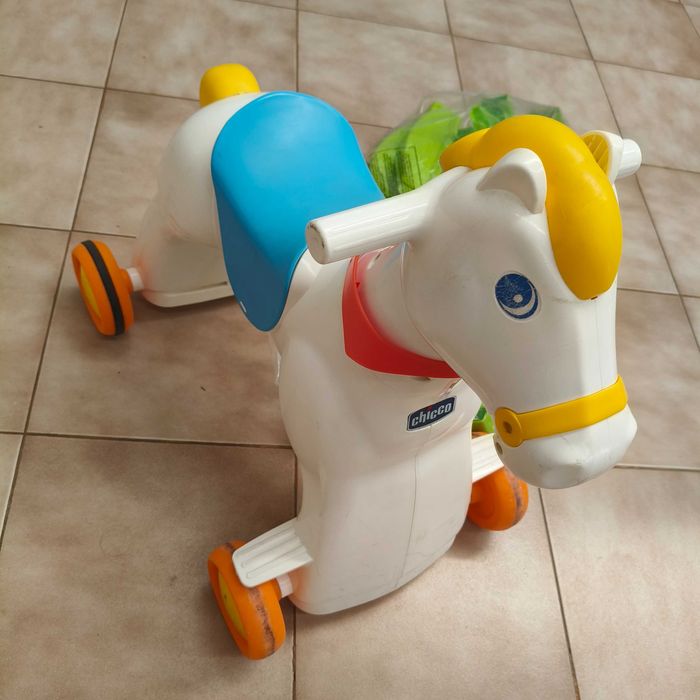 Baloiço e Cavalgar da Chicco