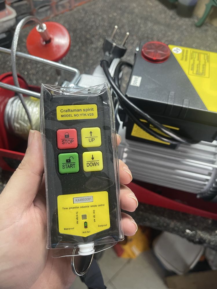 Guincho eletrico com comando a distancia