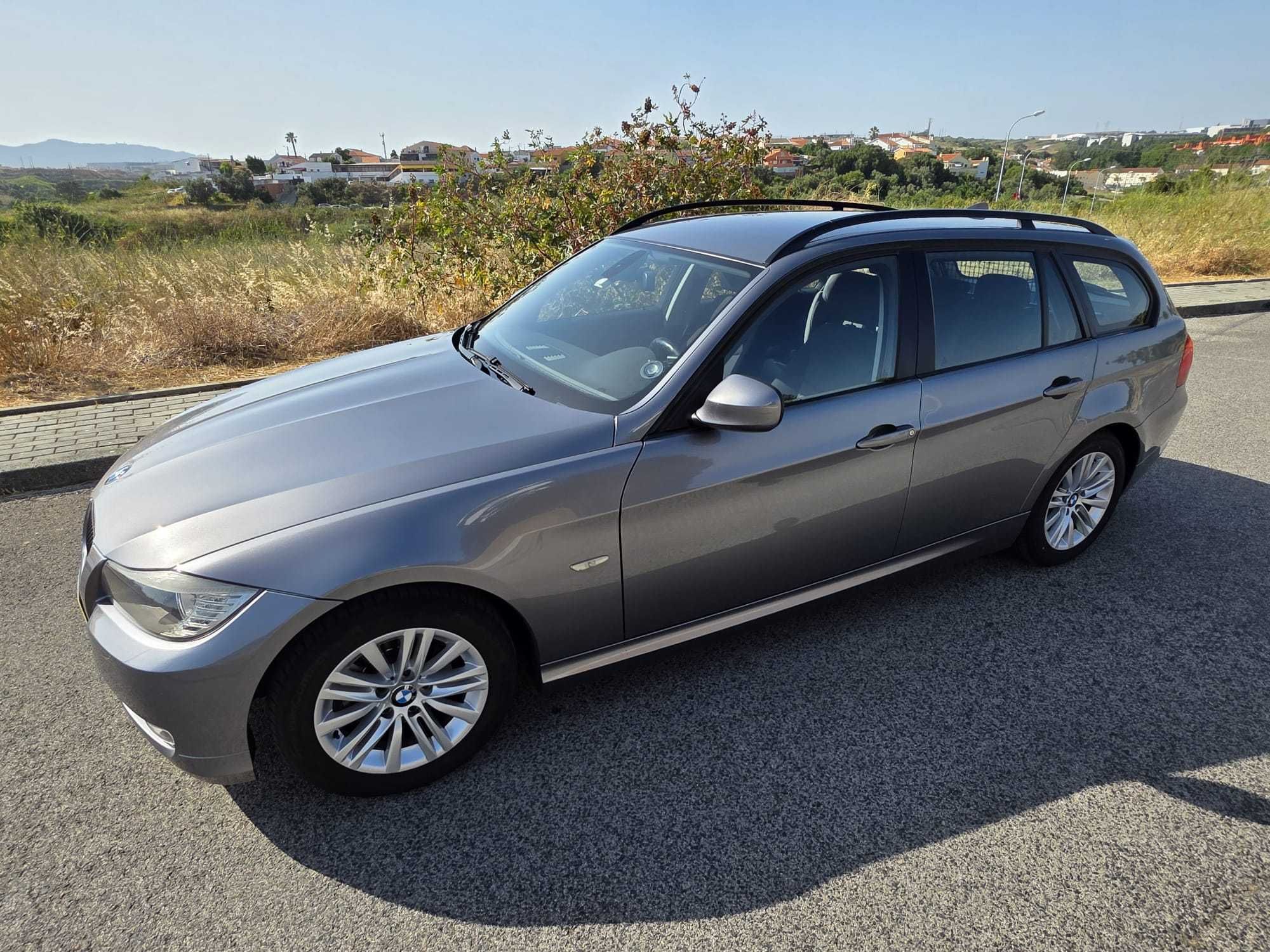 BMW 318d Touring - Impecável | 202.000 Km