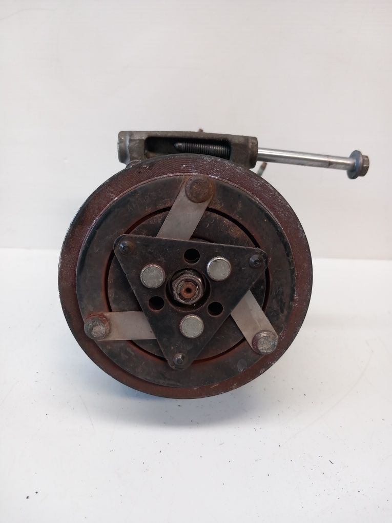 Compressor de ar condicionado Peugeot 208