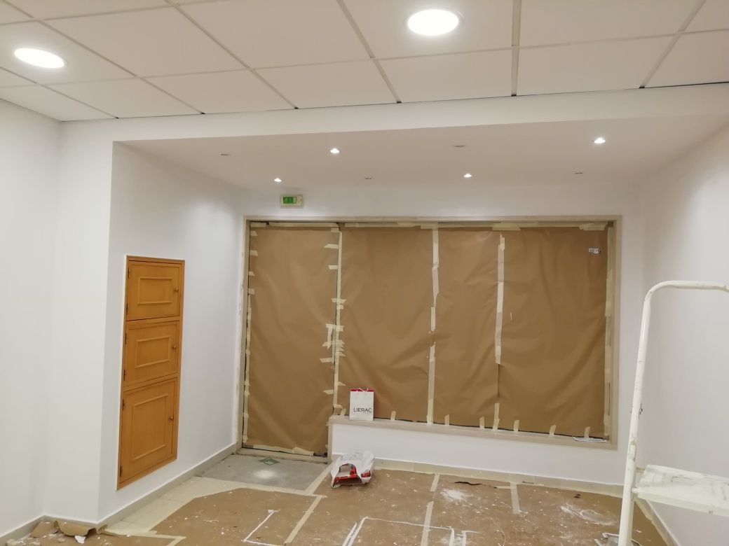 Remodelações, reparações, arranjos, instalações e modificações.