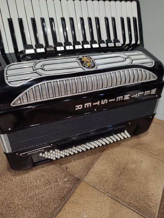 Akordeon Weltmeister Supita 120 basów
