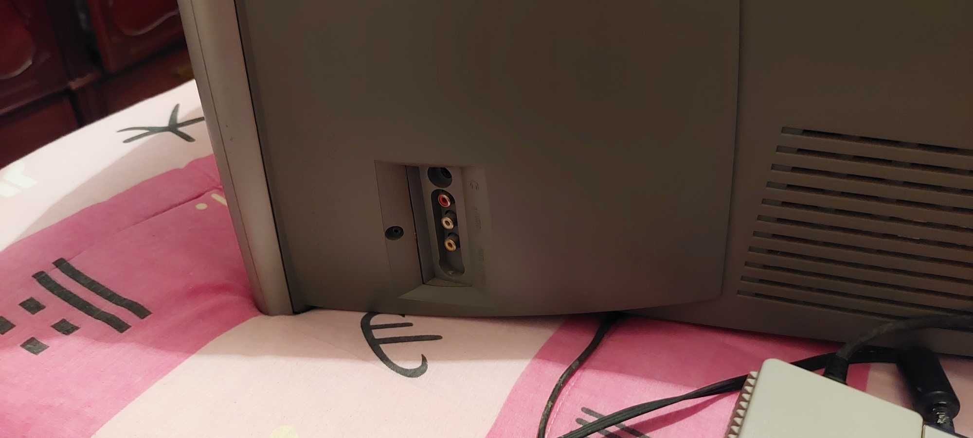 TV CRT Philips ideal para retro gaming