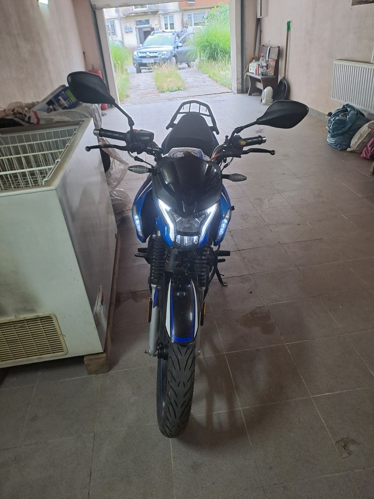 Продам SPARK 200