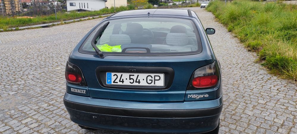 Vende esse Megane doc tudo ok inspeção até 2026