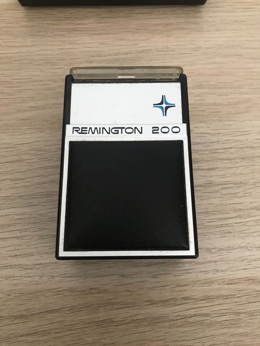 Máquina de barbear vintage REMINGTON SELETRIC 200
