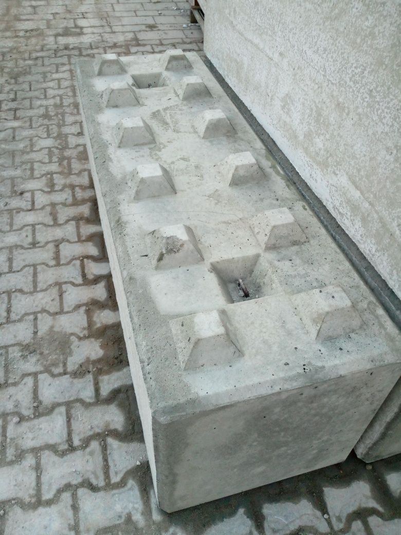 Bloki betonowe 180x60x60 lego