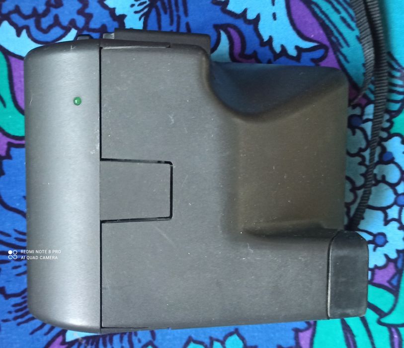 Винтажная моментальная камера Polaroid 636 Closeup