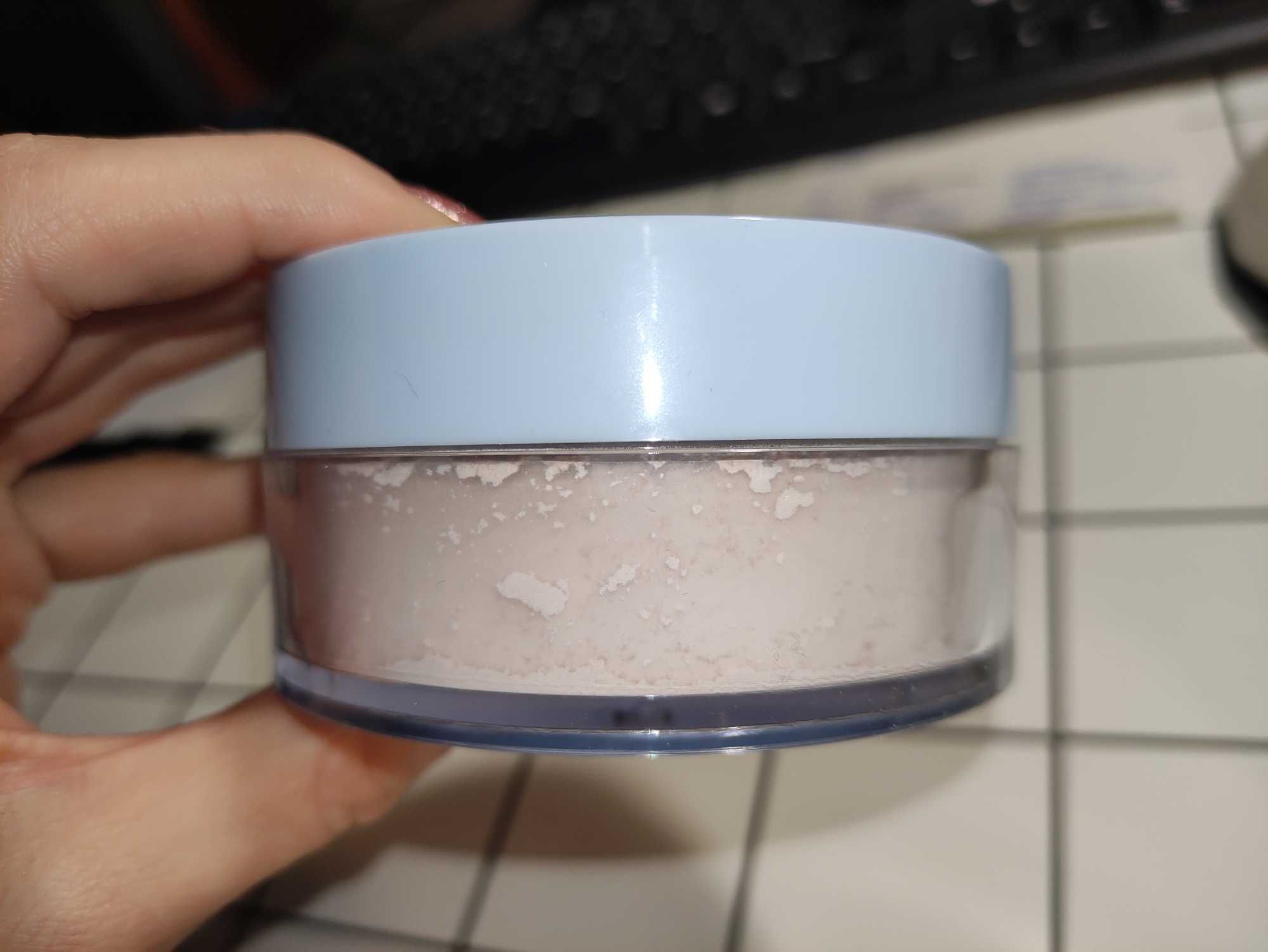 Puder Max&More Crazy Coconut z Action