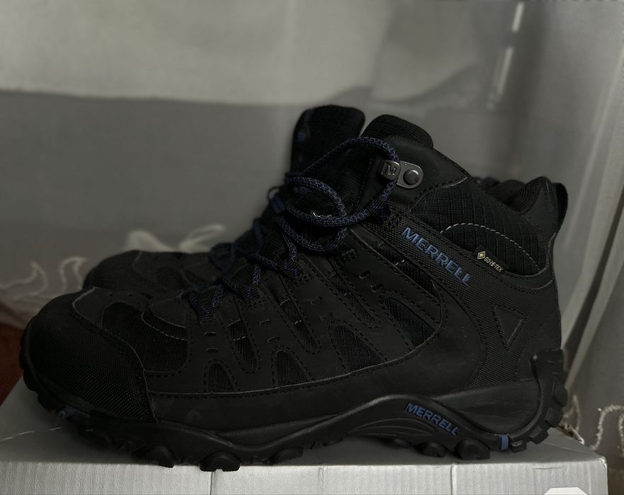 Ботинки Merrel AccentorSport Gore-tex
